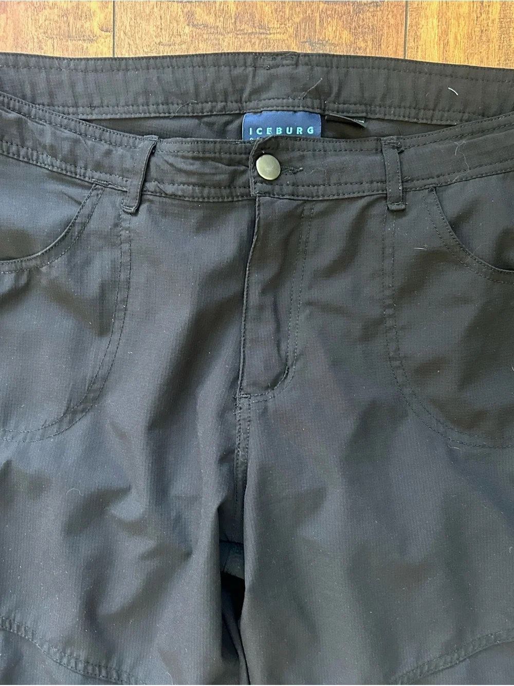 Iceburg Men’s Black Lightweight Stretch Cargo Hiking Pants Sz L Cinch Hem